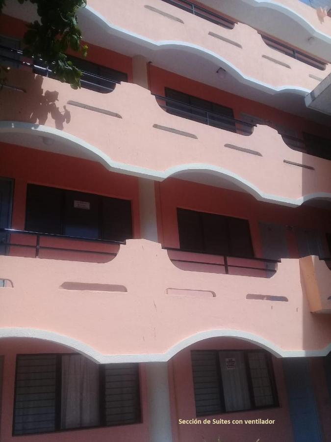 Suites Angelopolis Акапулко Екстериор снимка