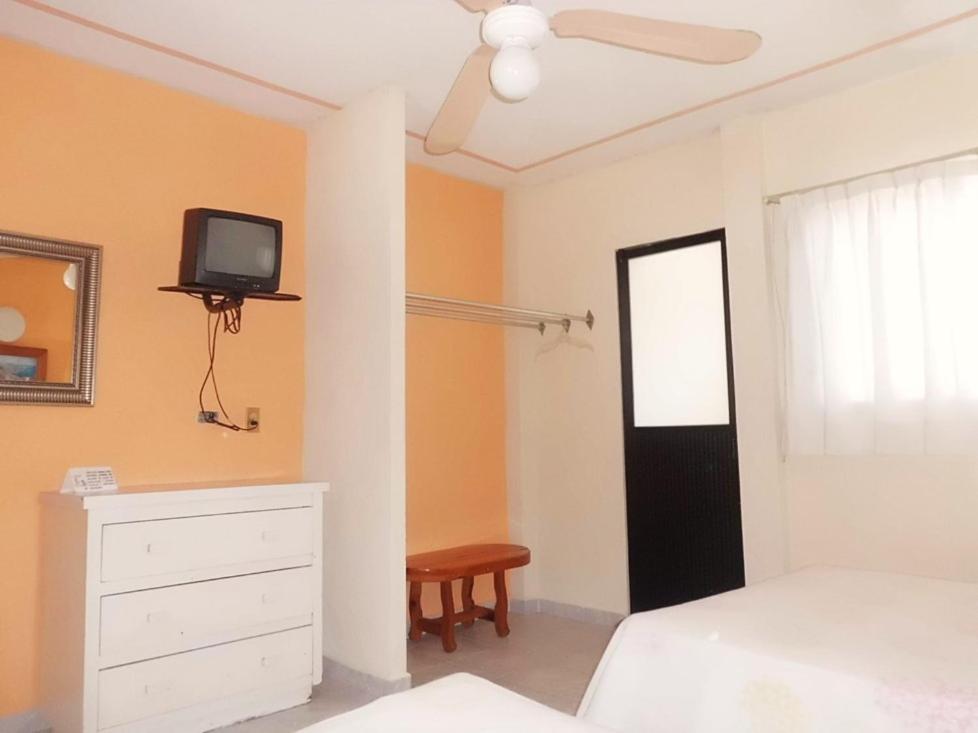 Suites Angelopolis Акапулко Екстериор снимка