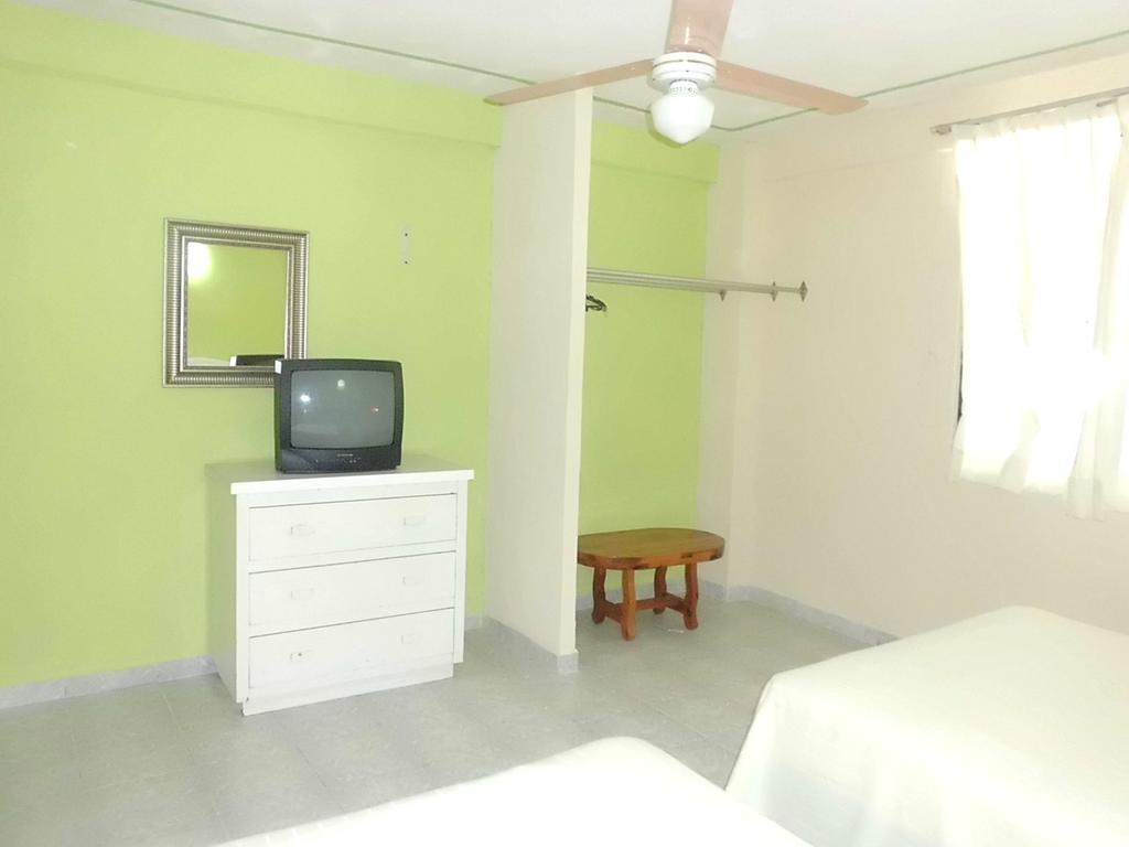 Suites Angelopolis Акапулко Екстериор снимка