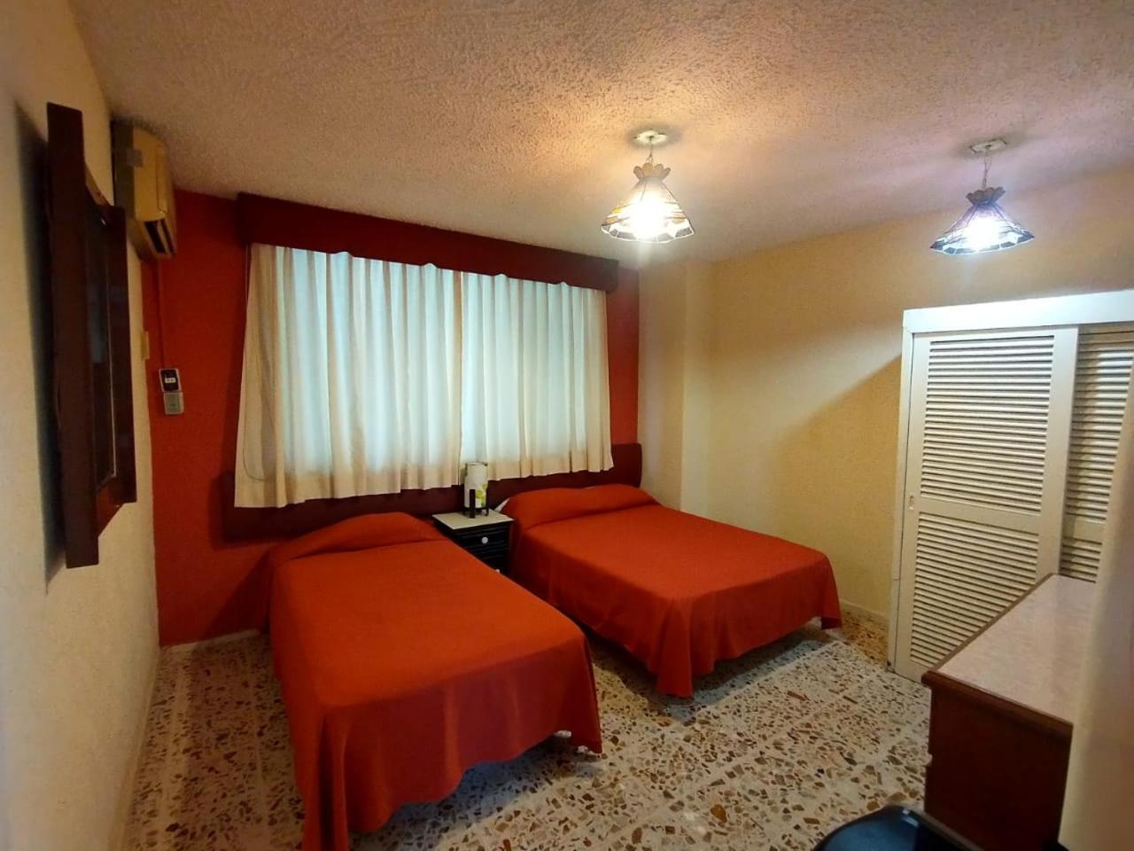 Suites Angelopolis Акапулко Екстериор снимка