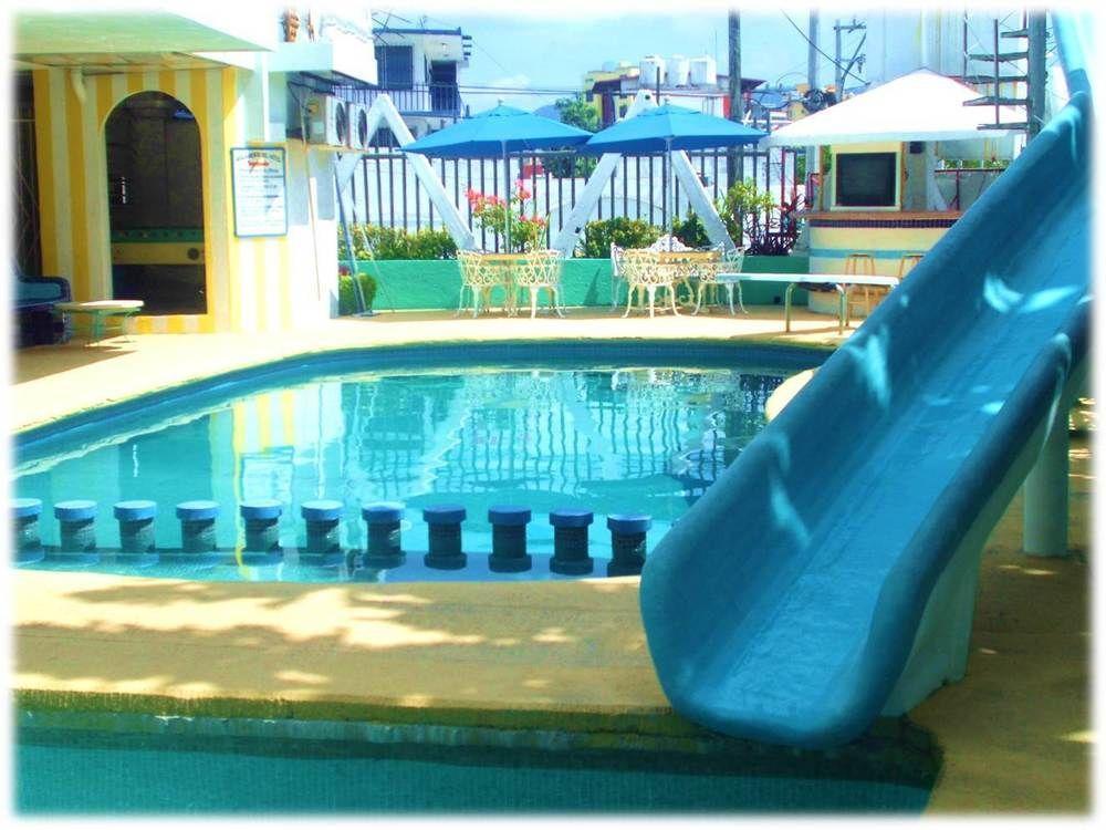Suites Angelopolis Акапулко Екстериор снимка