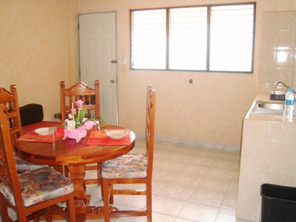 Suites Angelopolis Акапулко Екстериор снимка
